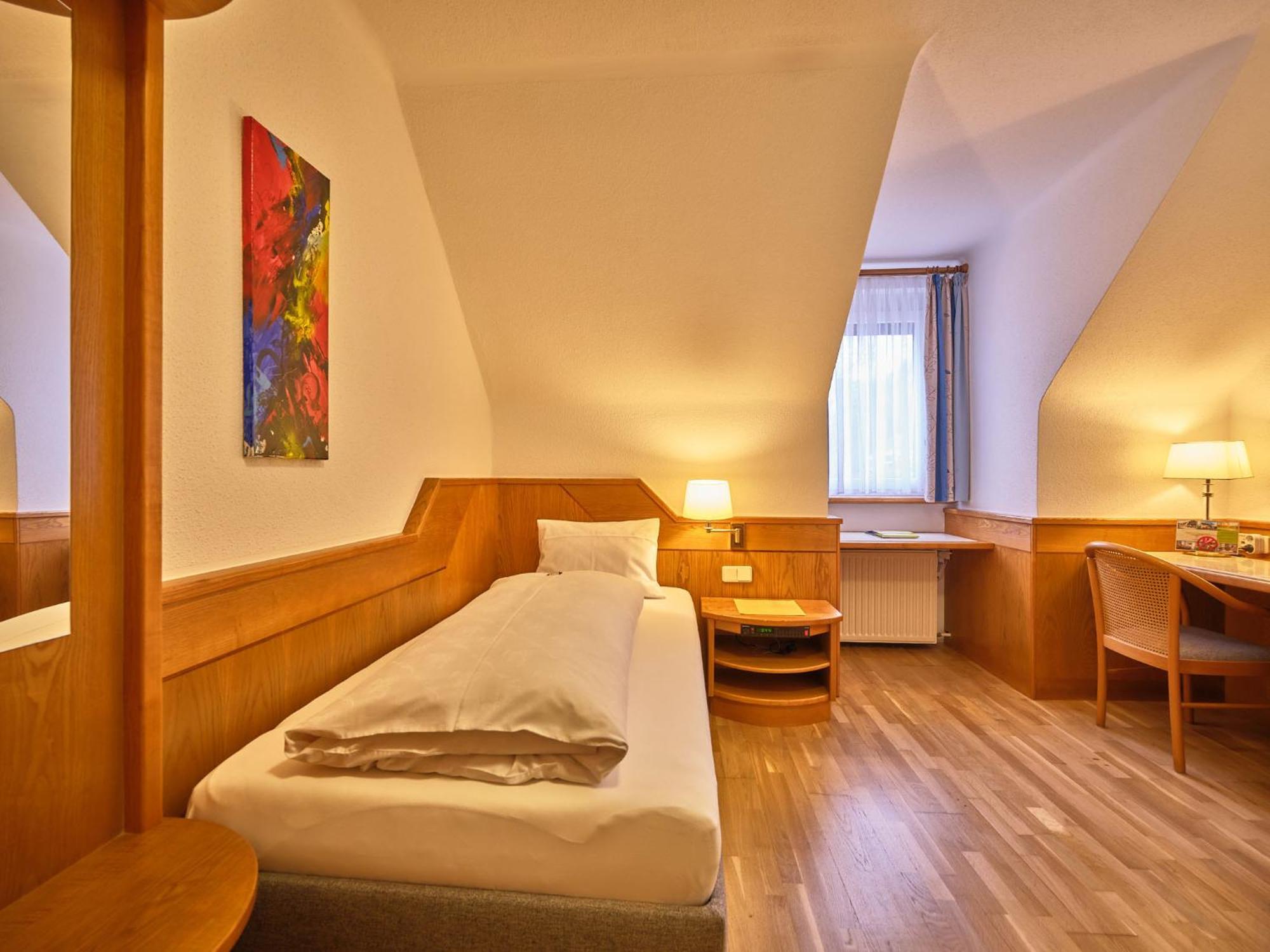 Pension Ehrenfried - Hotel Garni Kindberg Δωμάτιο φωτογραφία